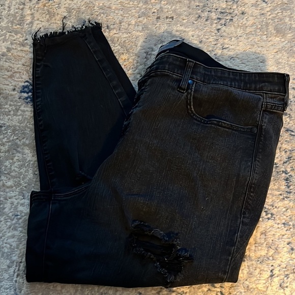 Torrid Sky High Skinny distressed ripped raw hem button fly black jeans Sz 22S - Picture 9 of 12